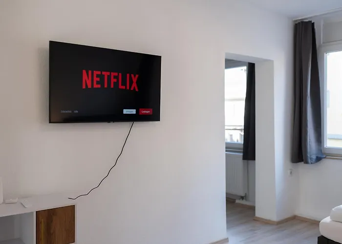 Apartament Business 1 *